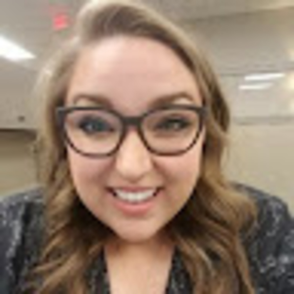 Meet your Posher, Lauren